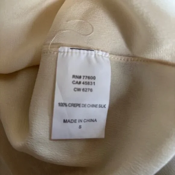 Chaser Ivory Silk Long Sleeve Pullover Top Blouse NWT Small - Picture 7 of 7